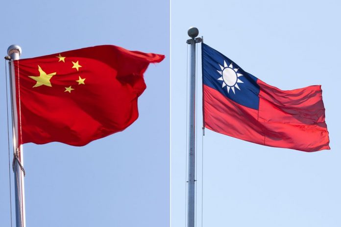 _110581181_flags_976alamy