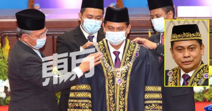 4cfb69fedaae1f9e24c06732b826f7d2