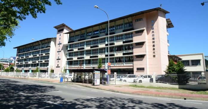 18753d28-f9a7-40c6-ac79-4688c5727d1b