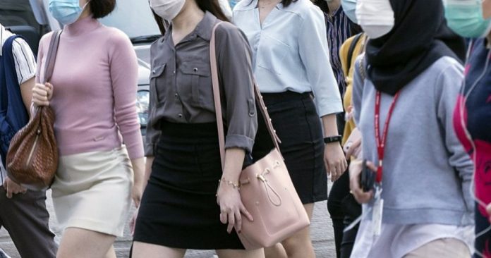 b58e7f1698bf3075cbd4de0aa29d8764