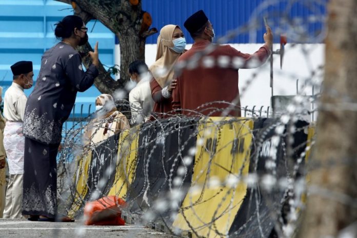 da9f32a7da17fd614a1a7658b0504e0d