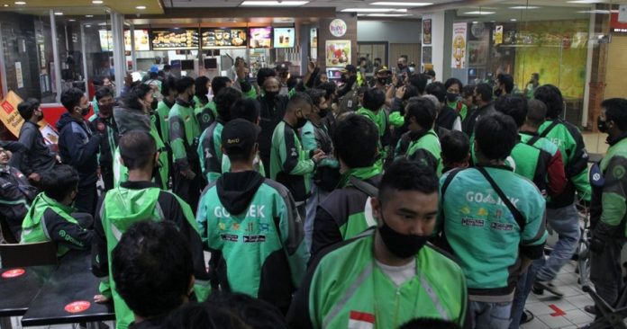 b9749a89ae5e6a82e331d0c13eef1160