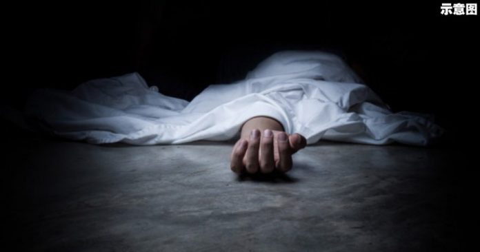 105709fe6e8ee65b17b089981bec74bb