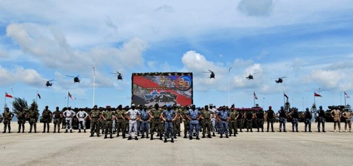 13ff305835d4c90b4c9322a0c1a0ec8c