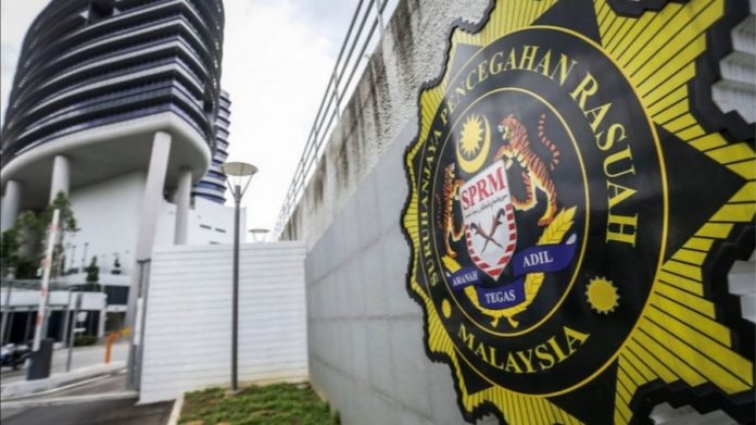 64a9e7adbef588d0242edcf3bf38f4e1