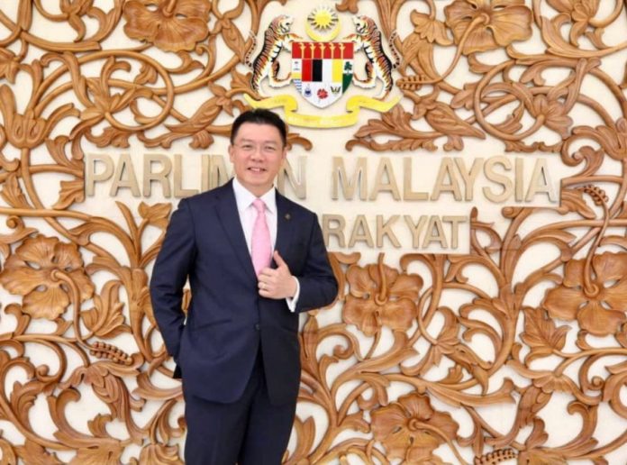 d64b5205b233c9573f0604add036e340