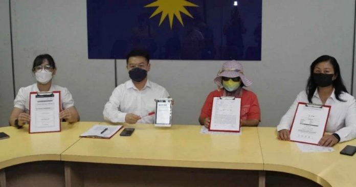 034a3dcb9fd0cb3f8c84b8511ff4e8af-1