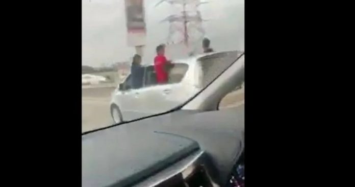 389010358be5f0ab378cbd5c044cfb81