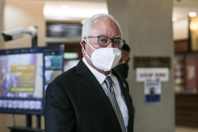 61510a1a04d61431baf528e51574b5c7