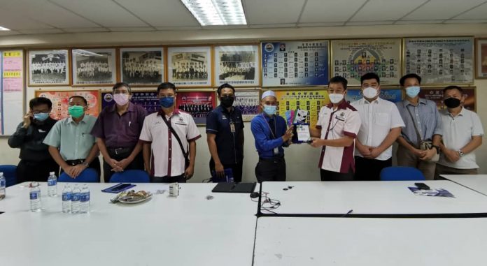 81c0b5d1-d096-4ca5-8299-f069e69e