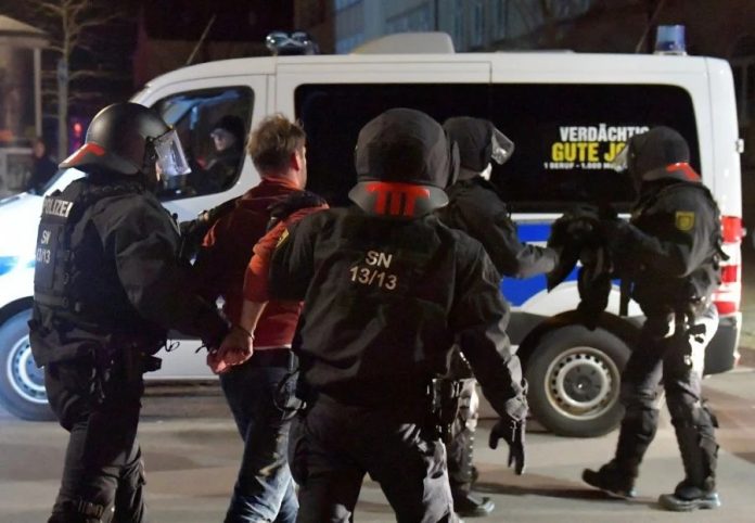 9af7539d79c302baffbe3ea73ed6b262