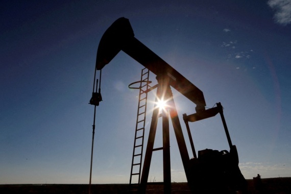 2022-02-08T093344Z_685385352_RC2LFS9Q6GIY_RTRMADP_3_GLOBAL-OIL