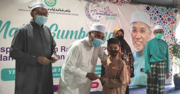 06d2e5137059a1834cbf5f32f7a40482