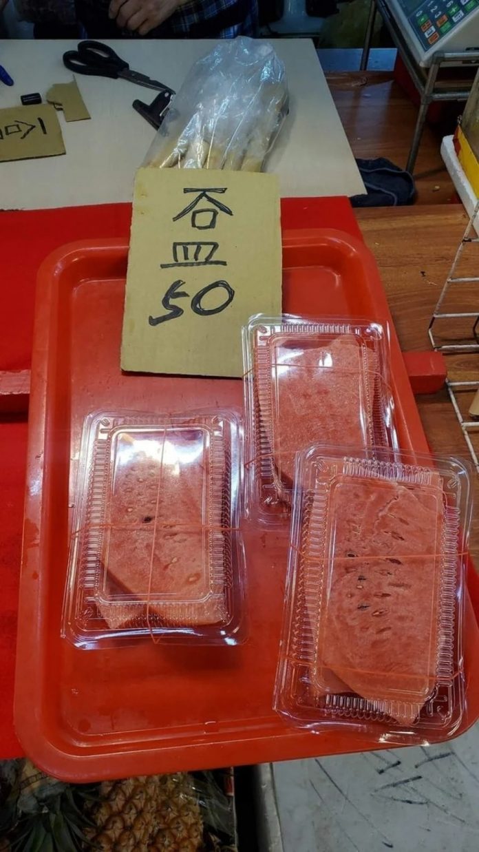 b3b2688cf0f4e8d9fa8ae93a3d514494