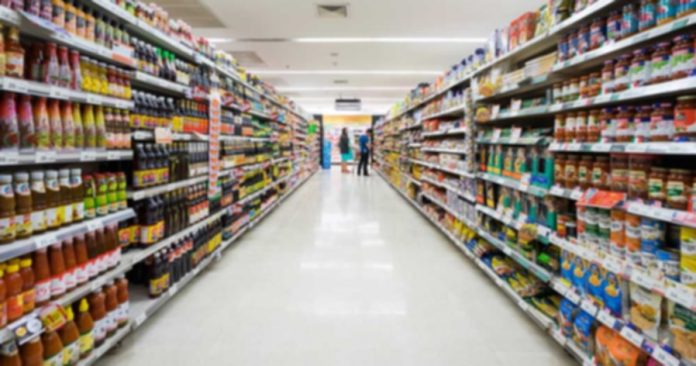 supermarket_406913140_1000