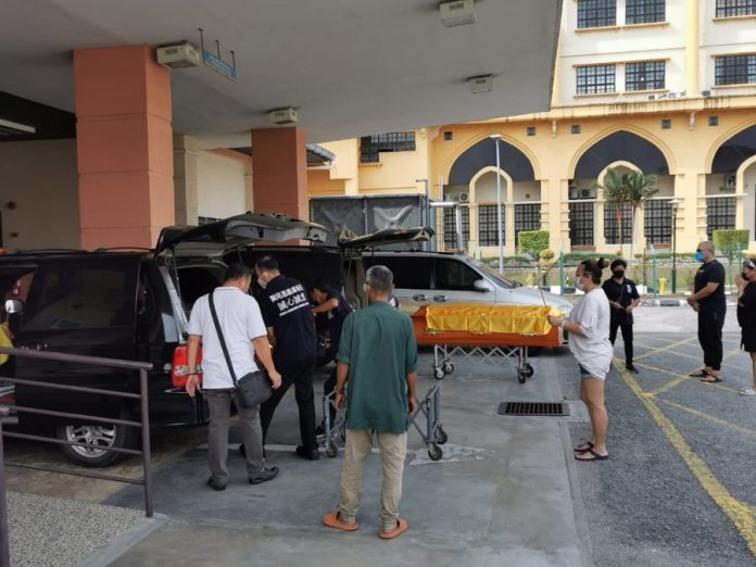 2d2f65799be4a93933300f57bad1a13d