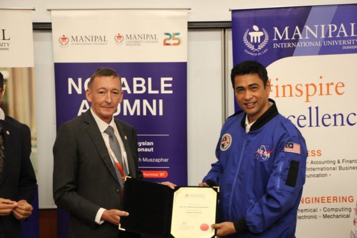 6b0d43ab6a1d52bc4105354aa2855c6e