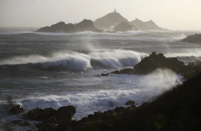 b814173316af8bae1f31a833103cd0e9