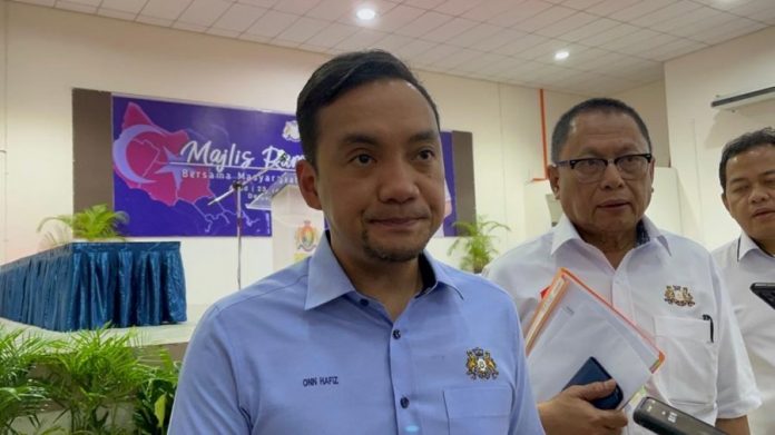 19fe2ecfb22717ab1e9ed04a23bc2673