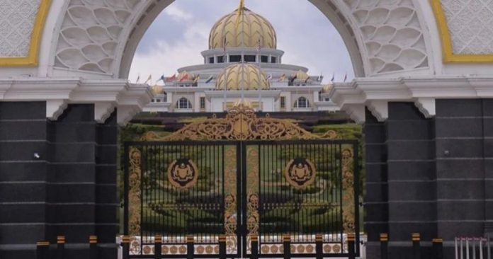 d9cda68db742db5d597cd3ac4f2a2000