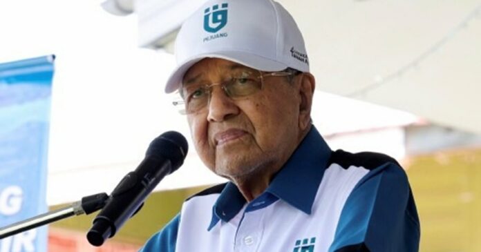 TUN_DR_MAHATHIR_0811_1667917875