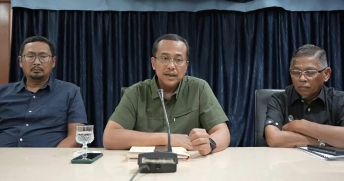 66ea2b38b753e241b943e6d6170bdb2b