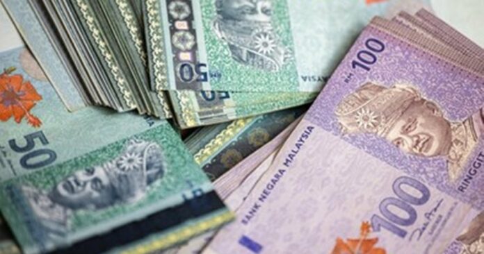 big-pile-malaysian-ringgit-large-260nw-2125939775