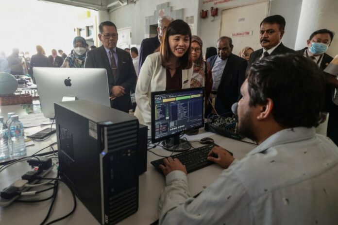 68b3b7602caa69d2e3f2fb6dacf1697d