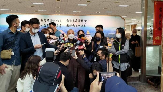 52ba76e3a7b6bc6122c87a1350ccb1ee