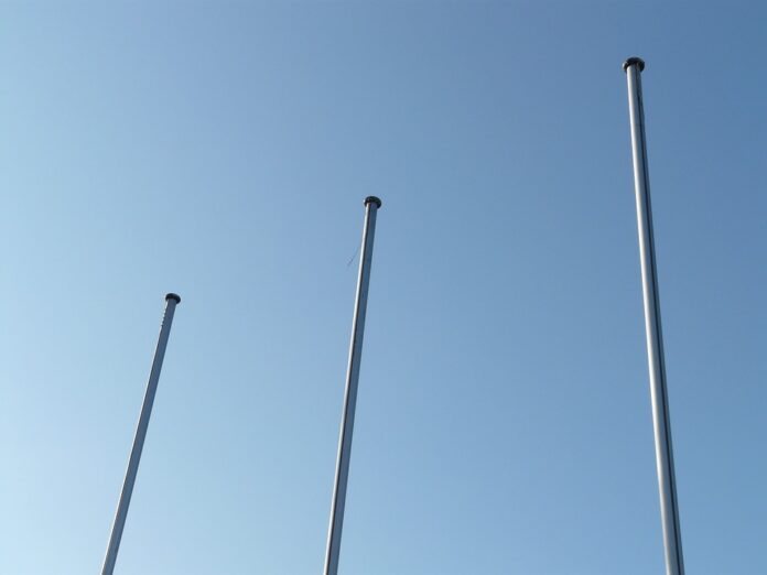 flagpole-49506_960_720