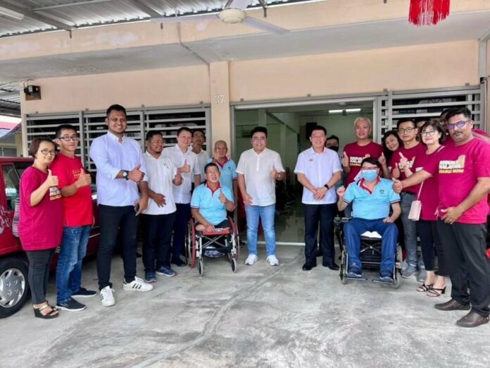 330809e692bb2eca1b7b34c8c28372fd