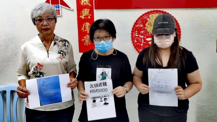 93ea18a2181d309fa5cd32179a9d1bff