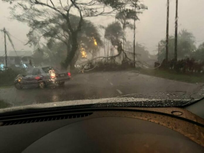 cf494301779b82def1a456e06d2115ea