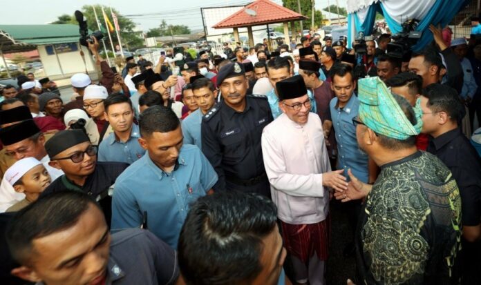 e254ca337b8d832e916d3eb94b84b256