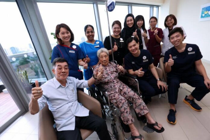 bb22408a4208d5ae9541f309b7667043 (1)