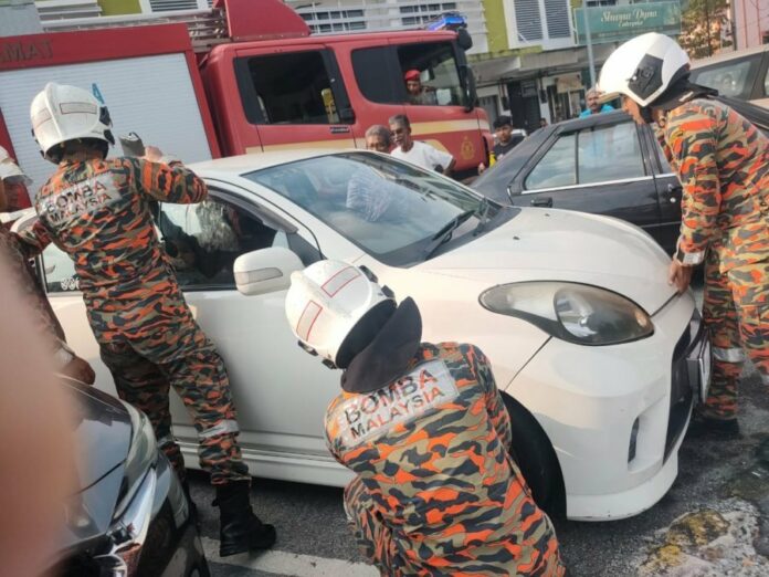 5830c0d90fa27584721ae0861224ed12