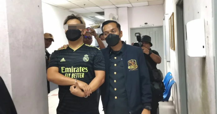 626c8ca62b9313a89162bc8fe411ab77