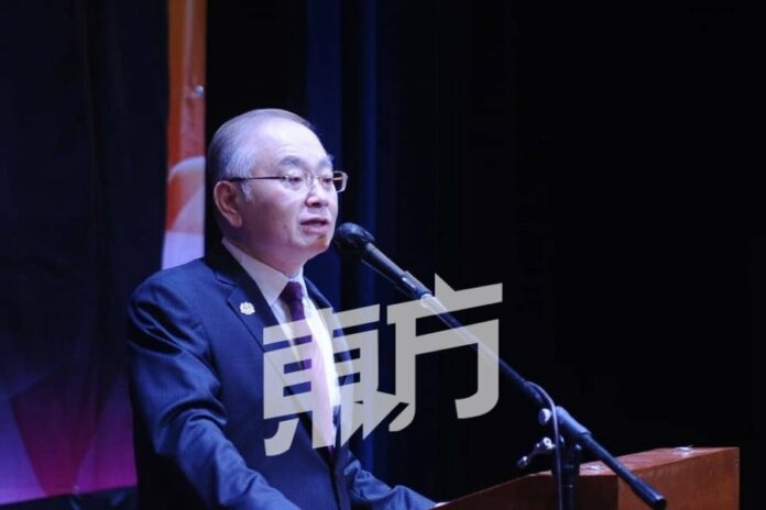 75592f7845825a2d13c0d2c5b2f8c48f