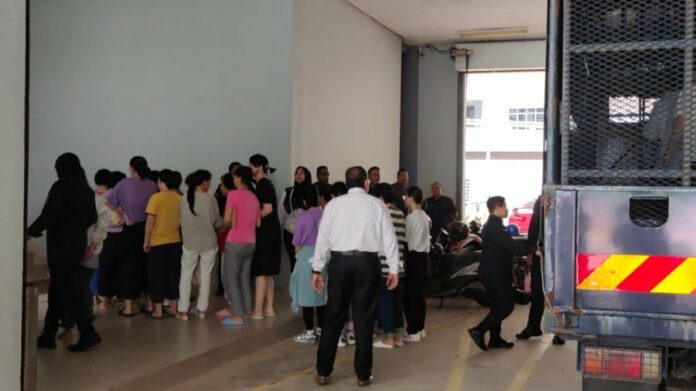 eaa111bb025bdd0a746e7a2e303d1de5