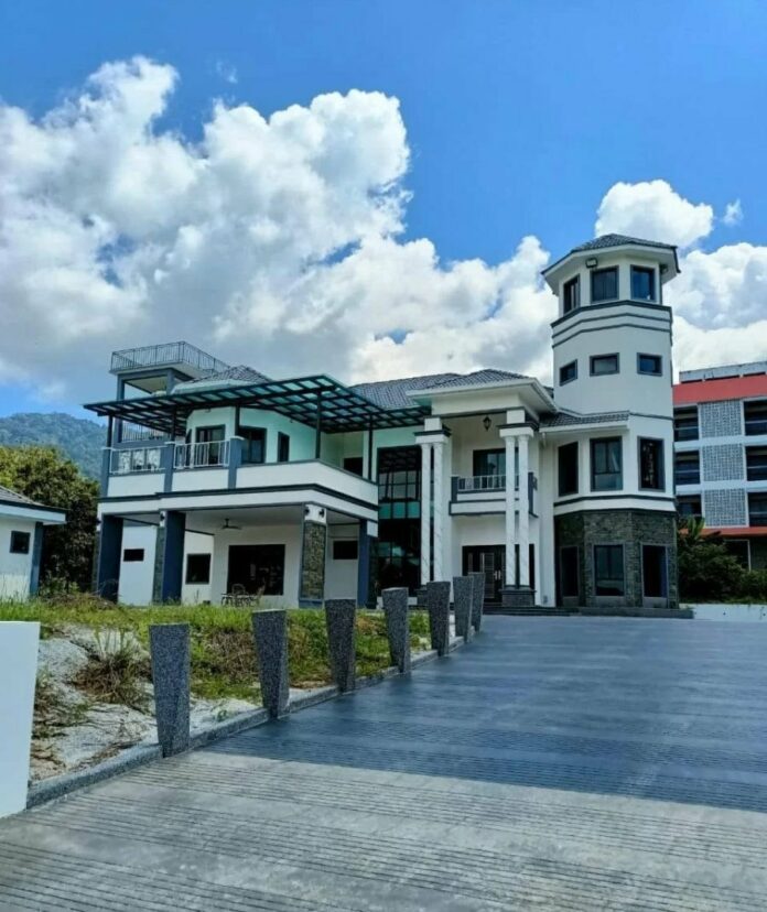 168271ba911d89f27ec8a5f2c8681946