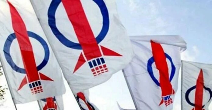 f70ea5118194228be9ed82ba5db77c9c