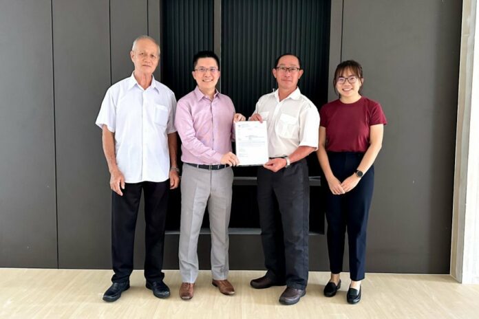 230baeb1f1c89d42b03422f83c47a705