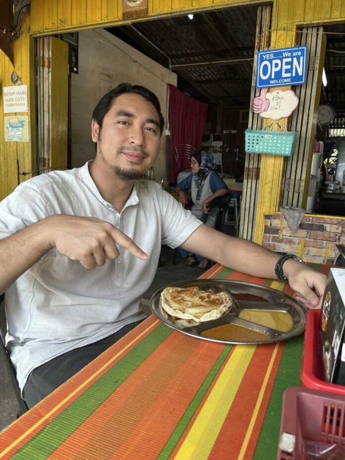 4b894da76d78131d3c3277b3feb51eec