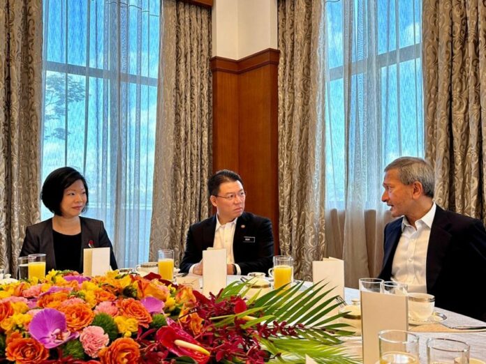 7e0d7b708730095d17936e66b8f71a6c