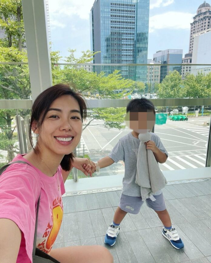 a35a989d2f2b434df194a05ffa879e1b