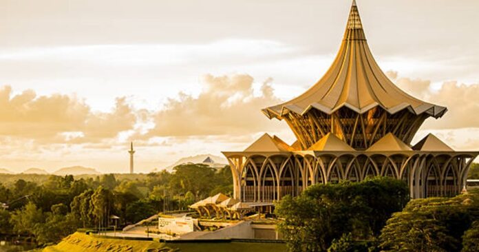 kuching-sunset-esplanade