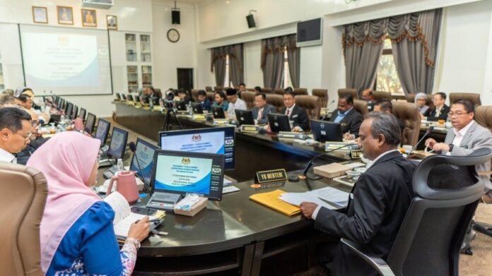 0a66474193bc8e38f12ee86f0e665a76