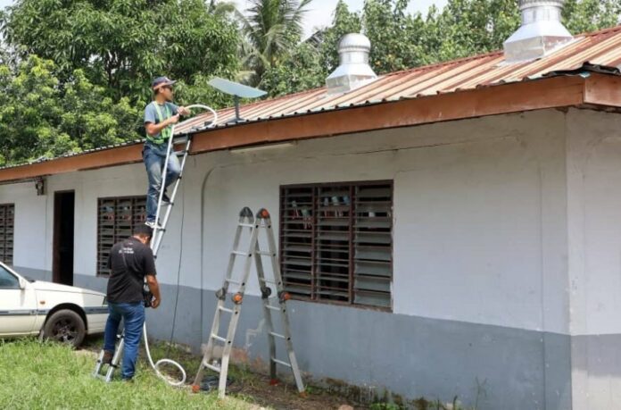 16562b9acfe45d47ac1647f4f508ecbd