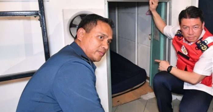 176f3f67fdccb4d66cd2bbd3710cbcf4