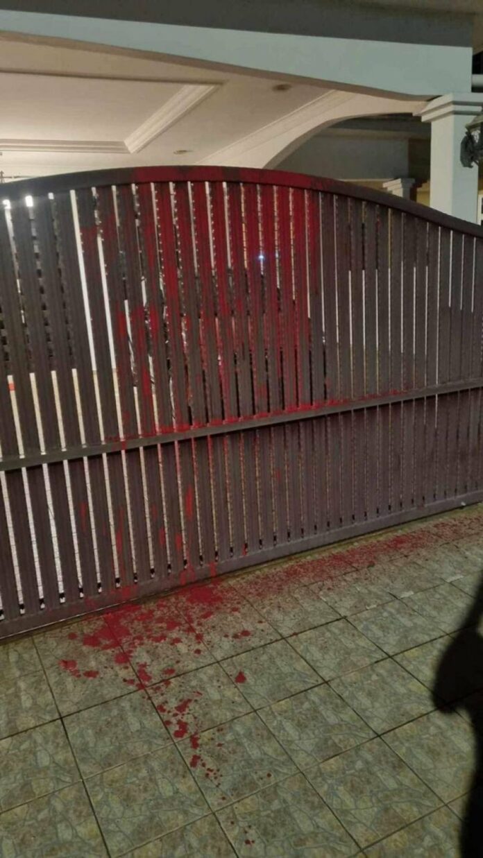 81f09b8d8687f528f0220d7013936d28